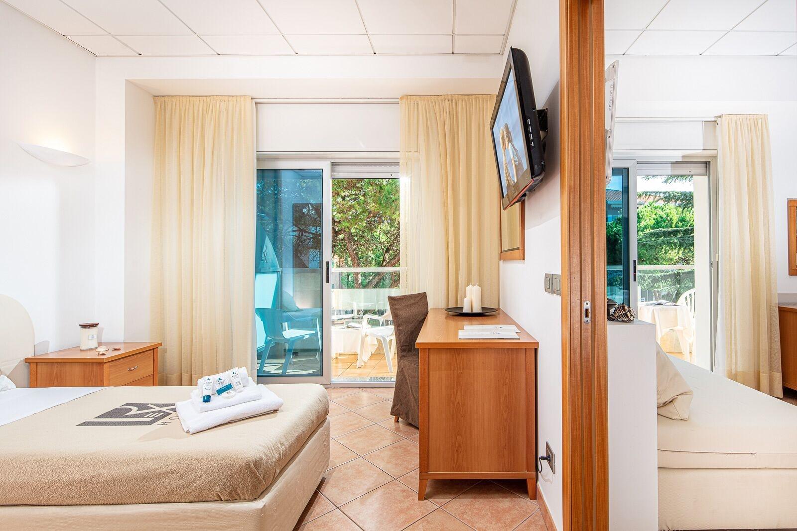 ליגננו סביאדורו Hotel Rex מראה חיצוני תמונה
